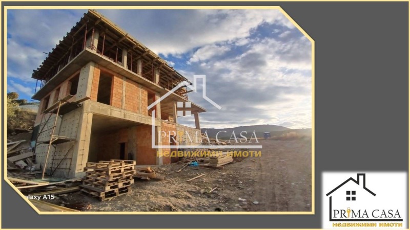 Продава КЪЩА, с. Белащица, област Пловдив, снимка 2 - Къщи - 52275150