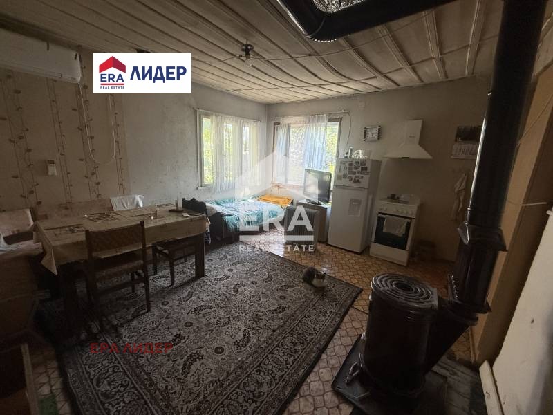 Продава КЪЩА, гр. Мартен, област Русе, снимка 6 - Къщи - 55199435