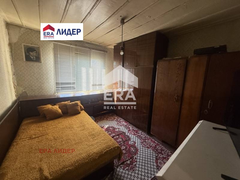Продава КЪЩА, гр. Мартен, област Русе, снимка 5 - Къщи - 55199435