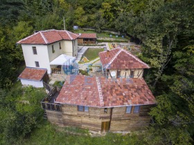 Hus Trjavna, region Gabrovo 2