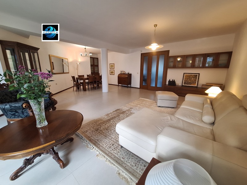 Na prodej  3 ložnice Sofia , Borovo , 260 m2 | 64589679 - obraz [5]