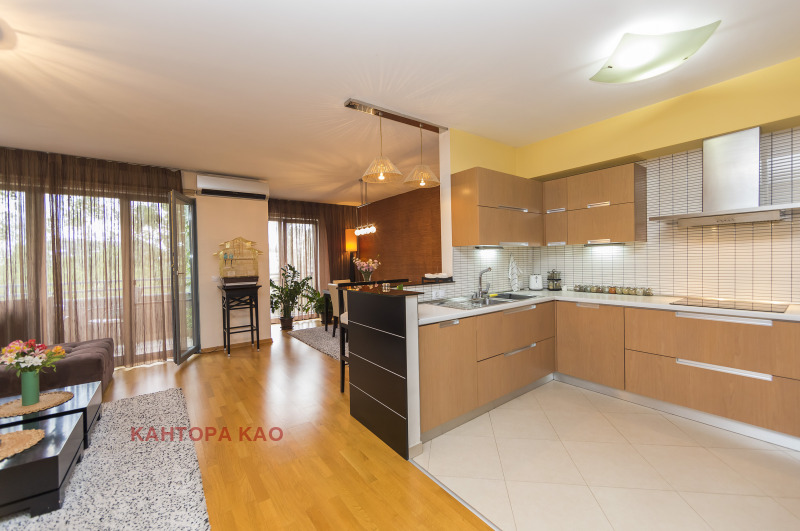 Zu verkaufen  3+ Schlafzimmer Sofia , Studentski grad , 166 qm | 98503395 - Bild [2]