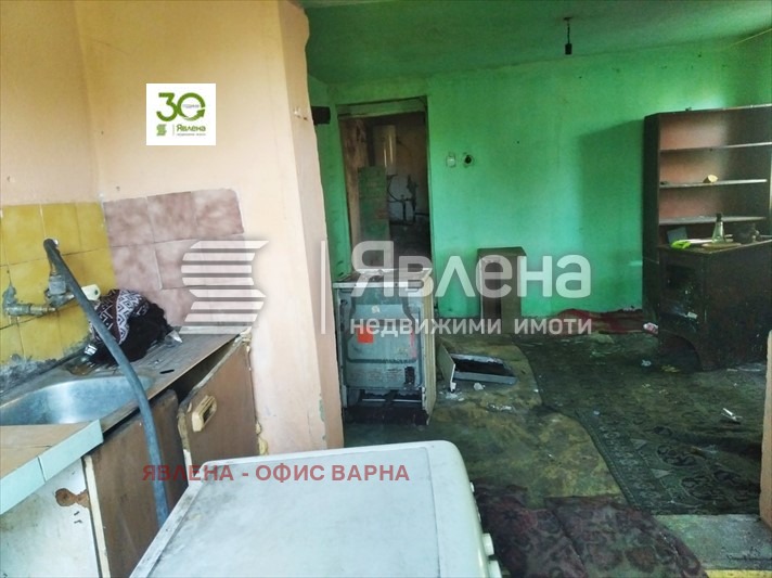 Продава ЕТАЖ ОТ КЪЩА, гр. Игнатиево, област Варна, снимка 4 - Етаж от къща - 55907926
