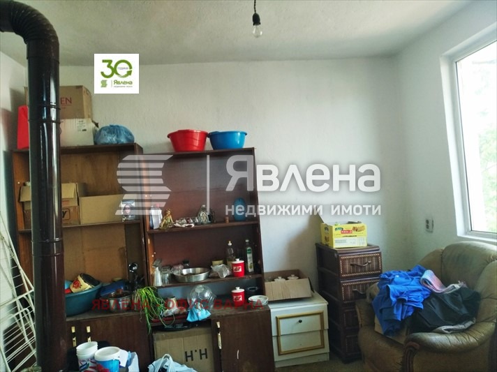 Продава ЕТАЖ ОТ КЪЩА, гр. Игнатиево, област Варна, снимка 8 - Етаж от къща - 55907926