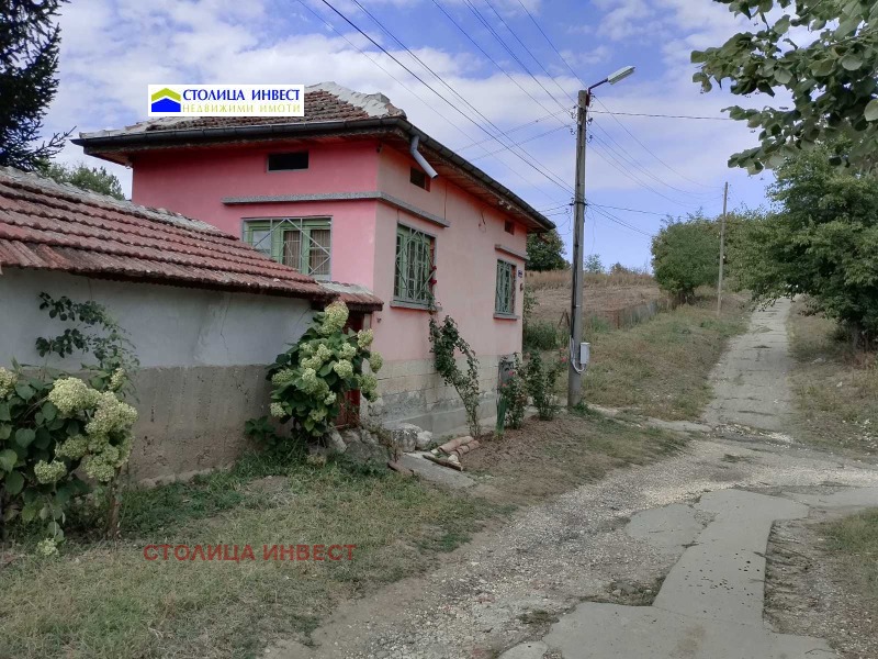 Продава КЪЩА, с. Чилнов, област Русе, снимка 1 - Къщи - 43035093