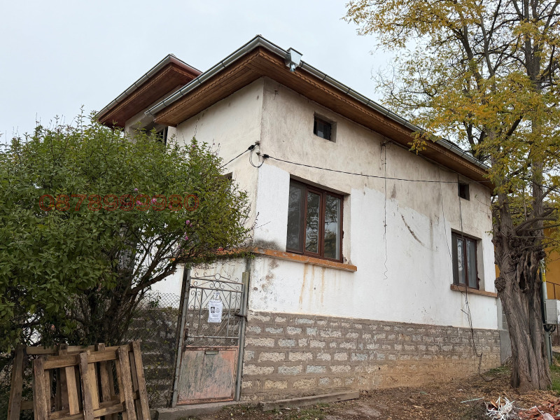 Продава КЪЩА, с. Чирен, област Враца, снимка 3 - Къщи - 52780404