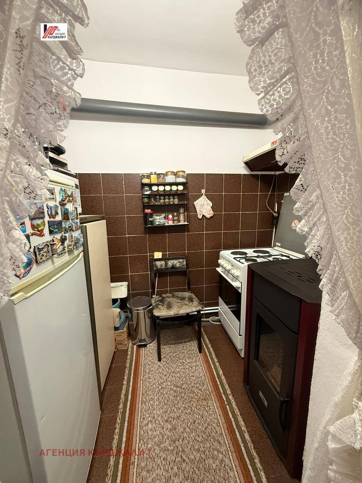 Продава 2-СТАЕН, гр. Кърджали, Възрожденци, снимка 9 - Апартаменти - 55809486