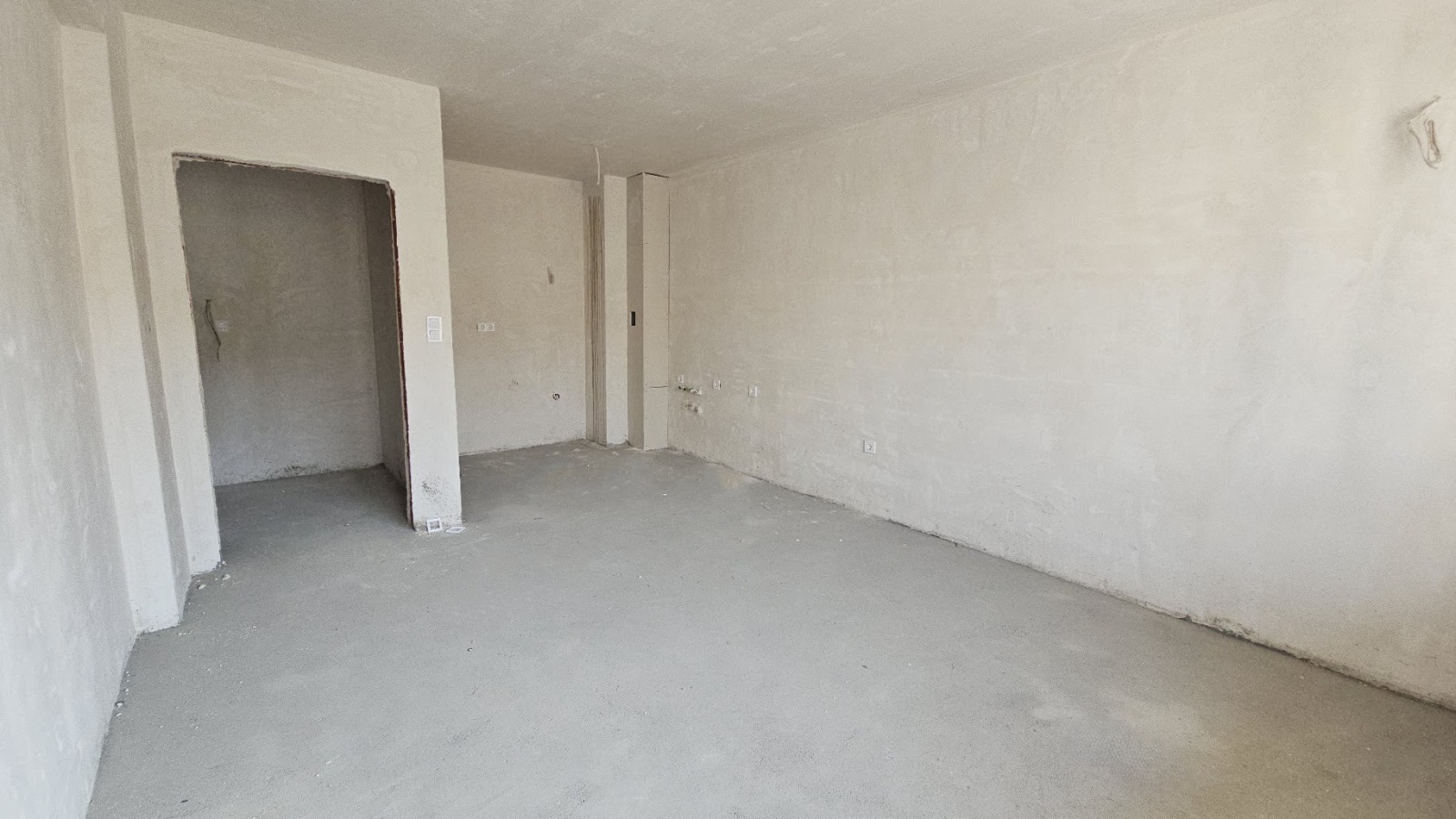 Продава 2-СТАЕН, гр. Пловдив, Остромила, снимка 2 - Апартаменти - 56115378