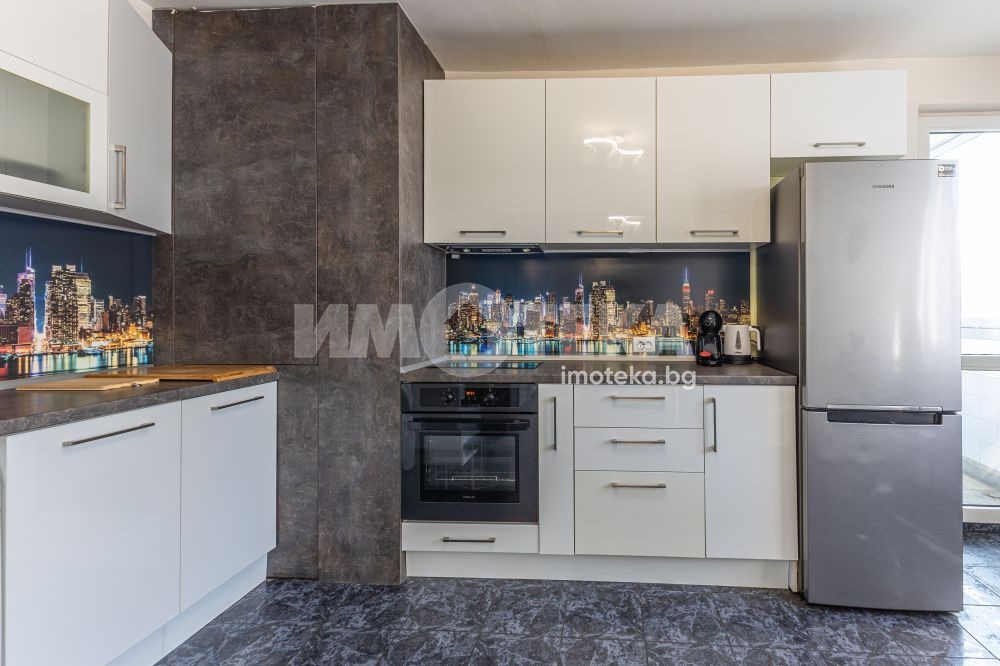 Продава 3-СТАЕН, гр. Варна, Окръжна болница-Генерали