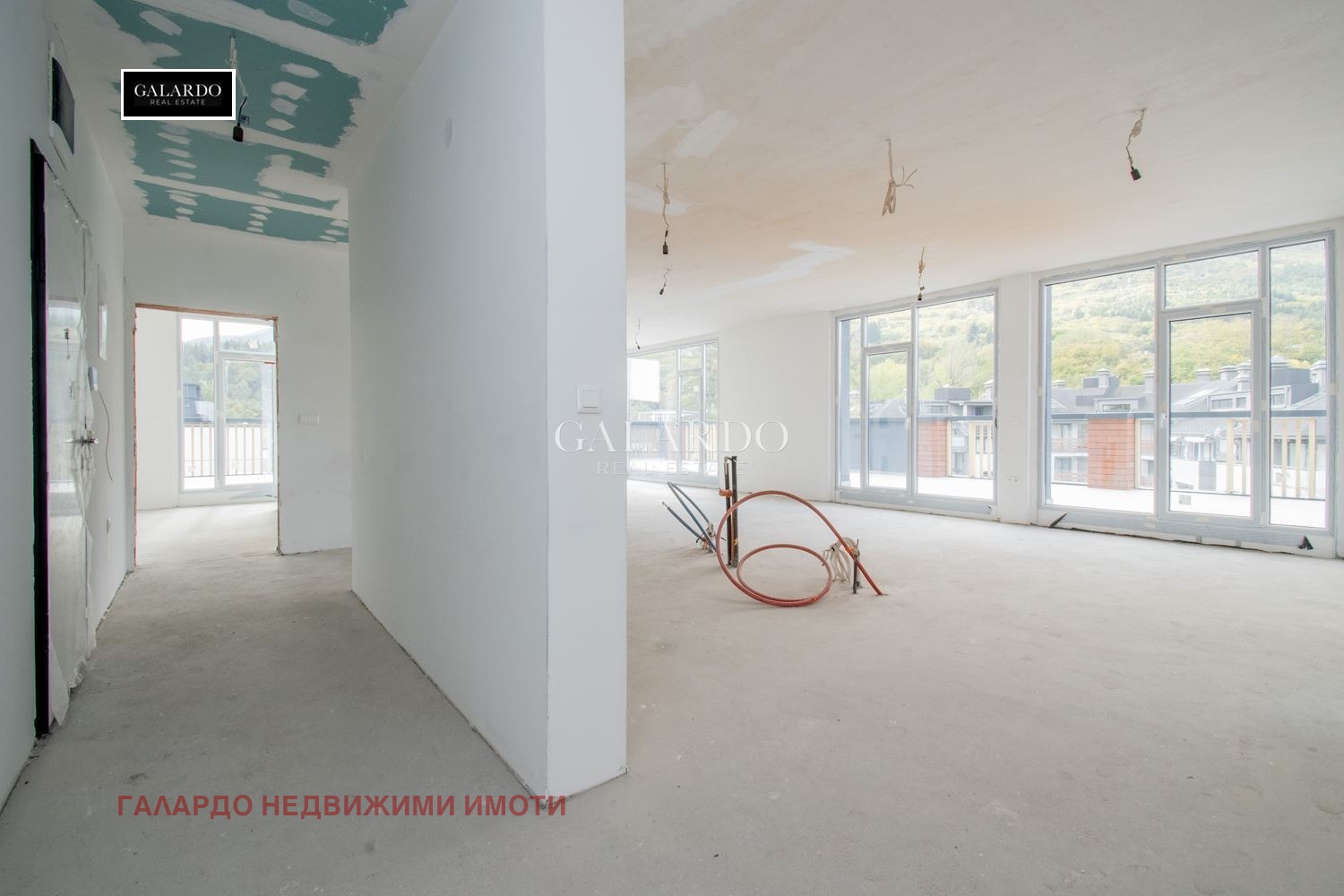 Продава МНОГОСТАЕН, гр. София, Бояна, снимка 2 - Апартаменти - 50977398