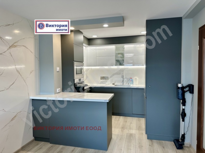 Продаја  2 спаваће собе Велико Тарново , Центар , 150 м2 | 37553451