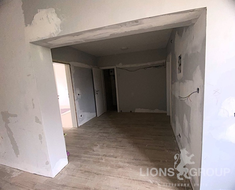 In vendita  2 camere da letto Varna , Gratska mahala , 125 mq | 30470457 - Immagine [4]