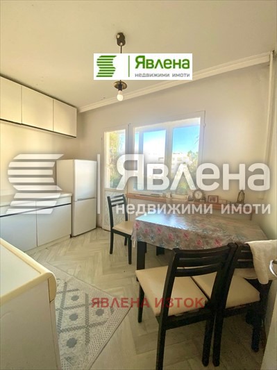 Продава 3-СТАЕН, гр. София, Стрелбище, снимка 4 - Апартаменти - 52395020