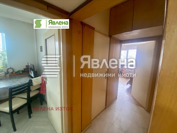 Продава 3-СТАЕН, гр. София, Стрелбище, снимка 2 - Апартаменти - 52395020