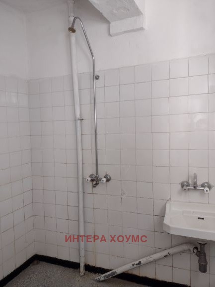Продава КЪЩА, гр. Вършец, област Монтана, снимка 6 - Къщи - 53230618