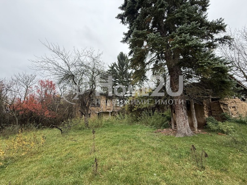 Продава  Парцел област Перник , гр. Радомир , 900 кв.м | 65195828