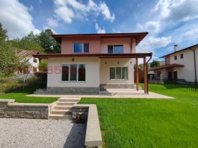 Продажба на къщи в област Перник - изображение 1 