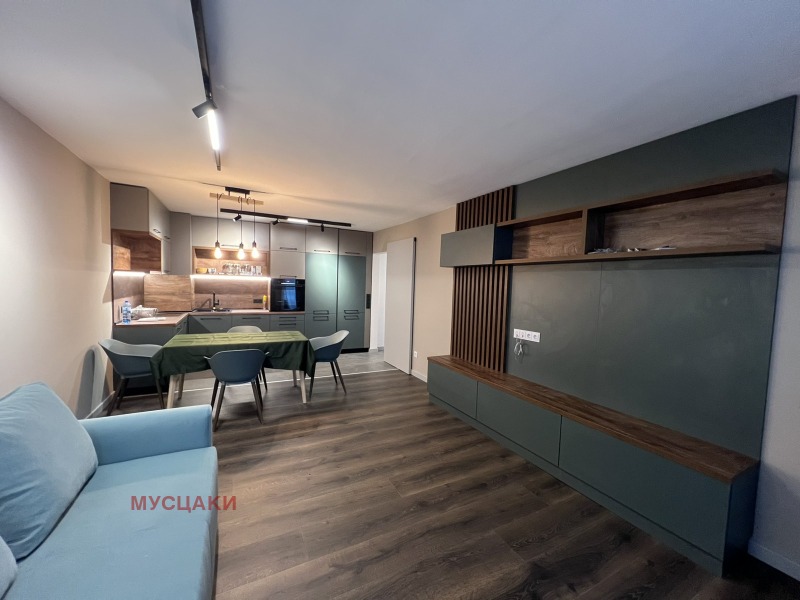 Продава  3-стаен град Пловдив , Христо Смирненски , 84 кв.м | 12410972