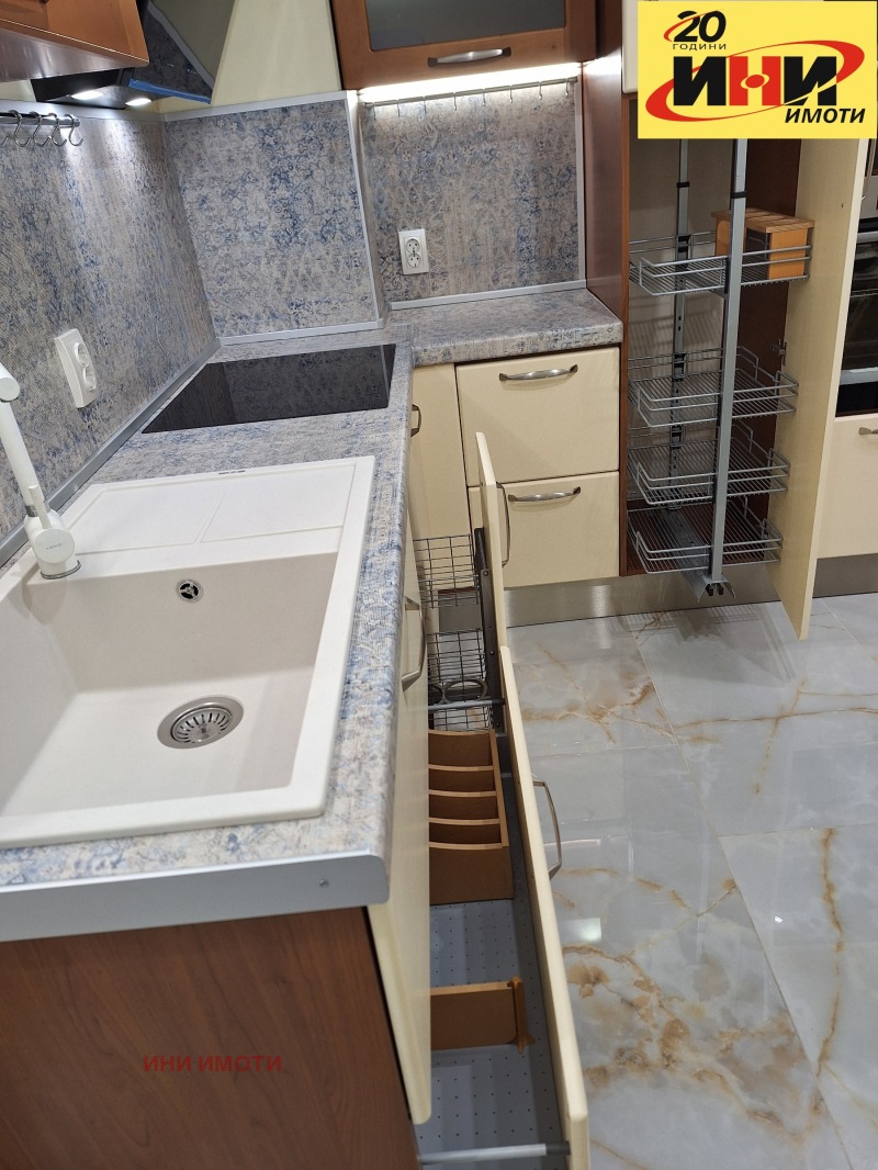 Продава 3-СТАЕН, гр. Русе, Възраждане, снимка 3 - Апартаменти - 52710685