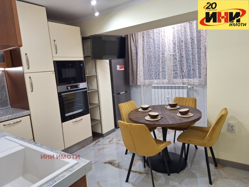 Продава 3-СТАЕН, гр. Русе, Възраждане