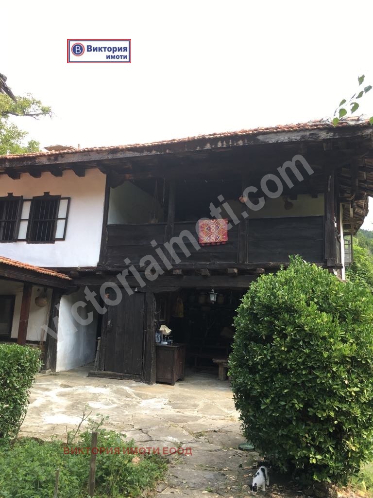 In vendita  Casa Gabrovo , Liutatsi , 100 mq | 47287438