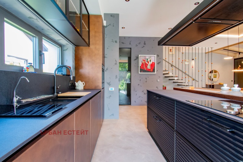 Продава КЪЩА, гр. София, м-т Камбаните, снимка 6 - Къщи - 52310698