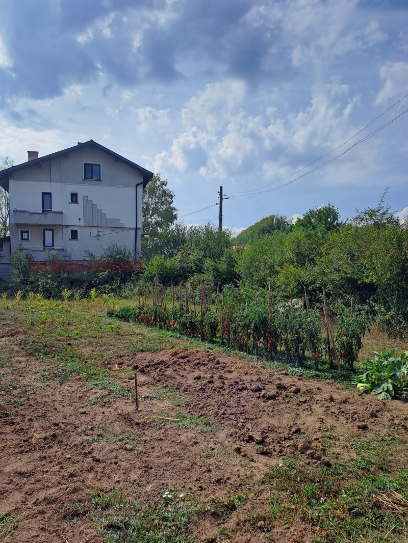 Продава ПАРЦЕЛ, с. Горни Окол, област София област, снимка 13 - Парцели - 52781172