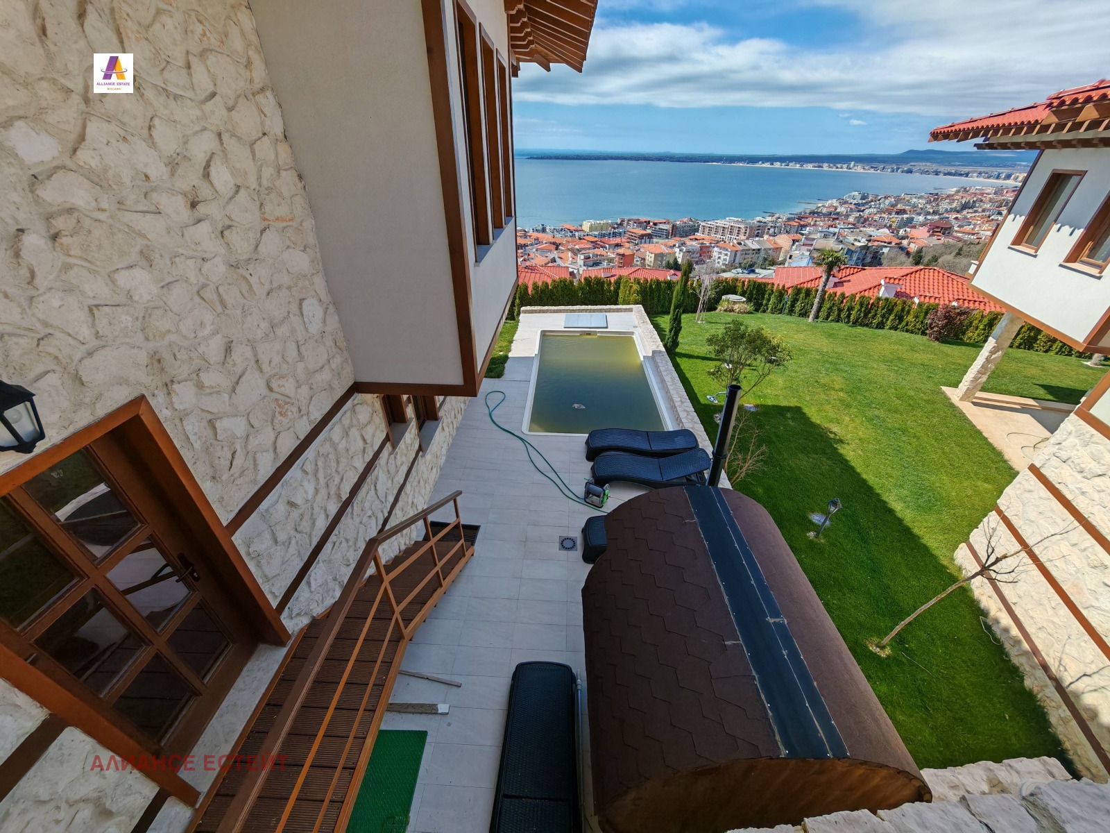 Продава КЪЩА, гр. Свети Влас, област Бургас, снимка 16 - Къщи - 54106911