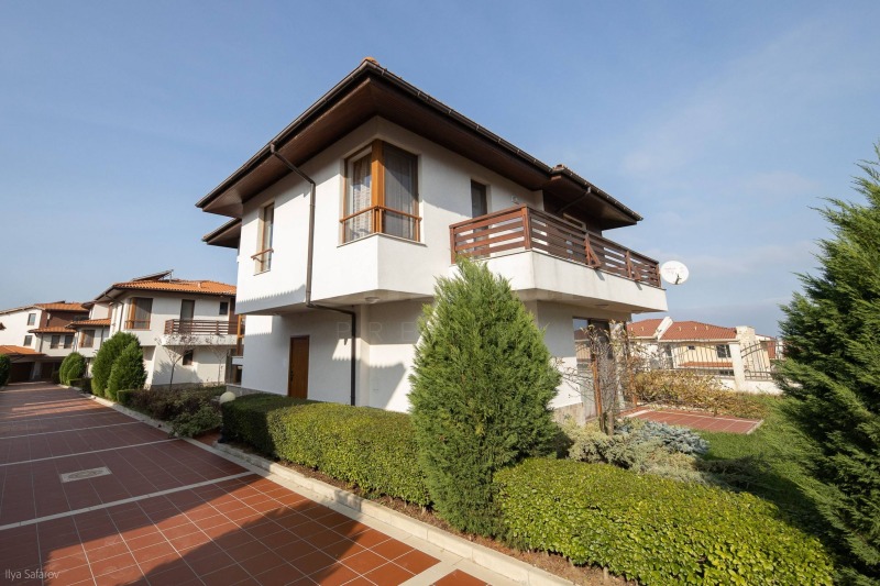 Продава КЪЩА в област Бургас, с. Лозенец - 244 кв.м / 349 000 € » 682 584.67 лв., СТОУНХАРД ПРЕМИЪР В СТРАНАТА И ЧУЖБИНА