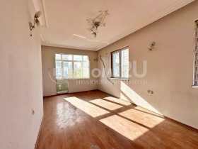 Продажба на тристайни апартаменти в град Пловдив - изображение 3 