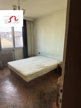 3 bedroom Tsentar, Sofia 9