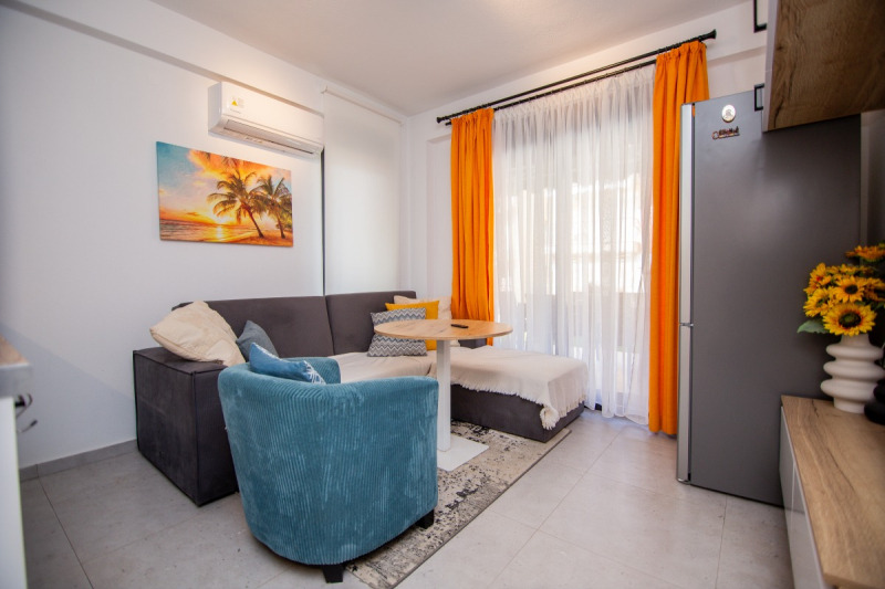 Продава 1-СТАЕН, гр. Бургас, Център, снимка 5 - Апартаменти - 54351844