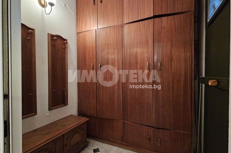 Продава  3-стаен град София , Център , 117 кв.м | 26279974 - изображение [9]