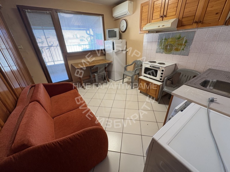 Продава 3-СТАЕН, гр. Варна, Цветен квартал, снимка 2 - Апартаменти - 52985242