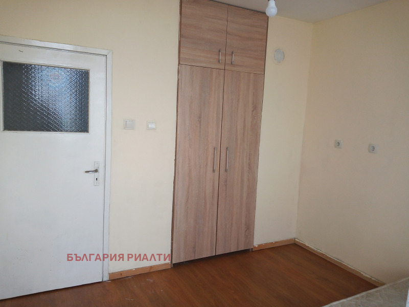 Продава 4-СТАЕН, гр. София, Дружба 1, снимка 5 - Aпартаменти - 49071400