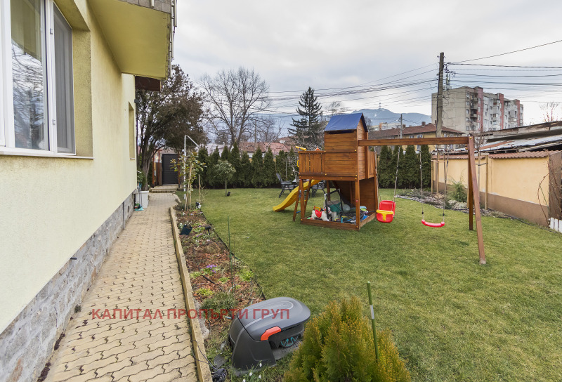 Продава  Къща град София , Карпузица , 149 кв.м | 47302571 - изображение [13]