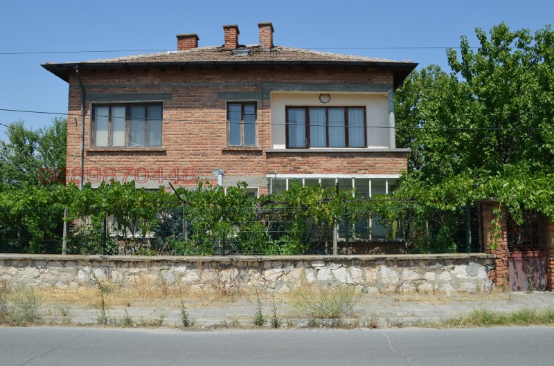 Продава КЪЩА, с. Радиново, област Пловдив