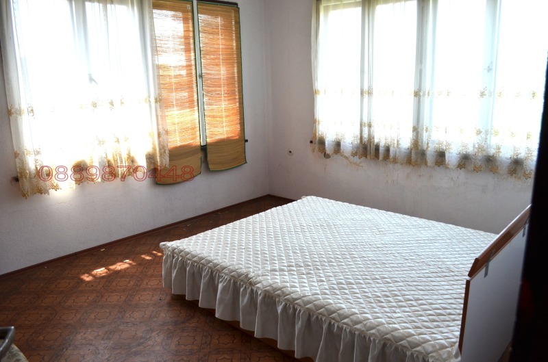 Продава КЪЩА, с. Радиново, област Пловдив, снимка 11 - Къщи - 53081200