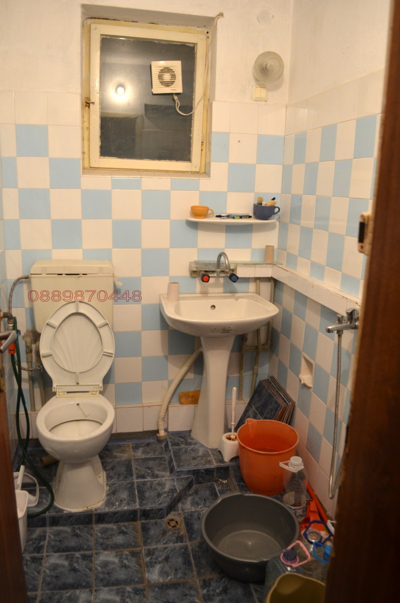 Продава КЪЩА, с. Радиново, област Пловдив, снимка 17 - Къщи - 53081200