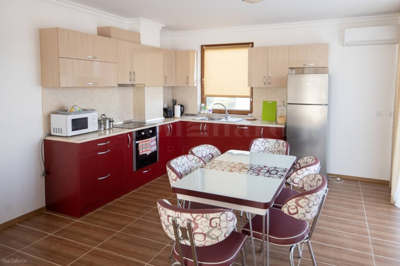 Продава КЪЩА, с. Лозенец, област Бургас, снимка 9 - Къщи - 53113001