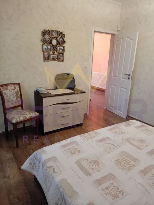 Продава КЪЩА, с. Славеево, област Добрич, снимка 8 - Къщи - 54792584