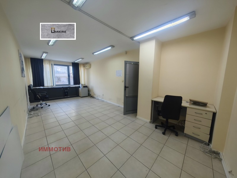 Продава  3-стаен град Варна , Лятно кино Тракия , 90 кв.м | 46298696 - изображение [9]