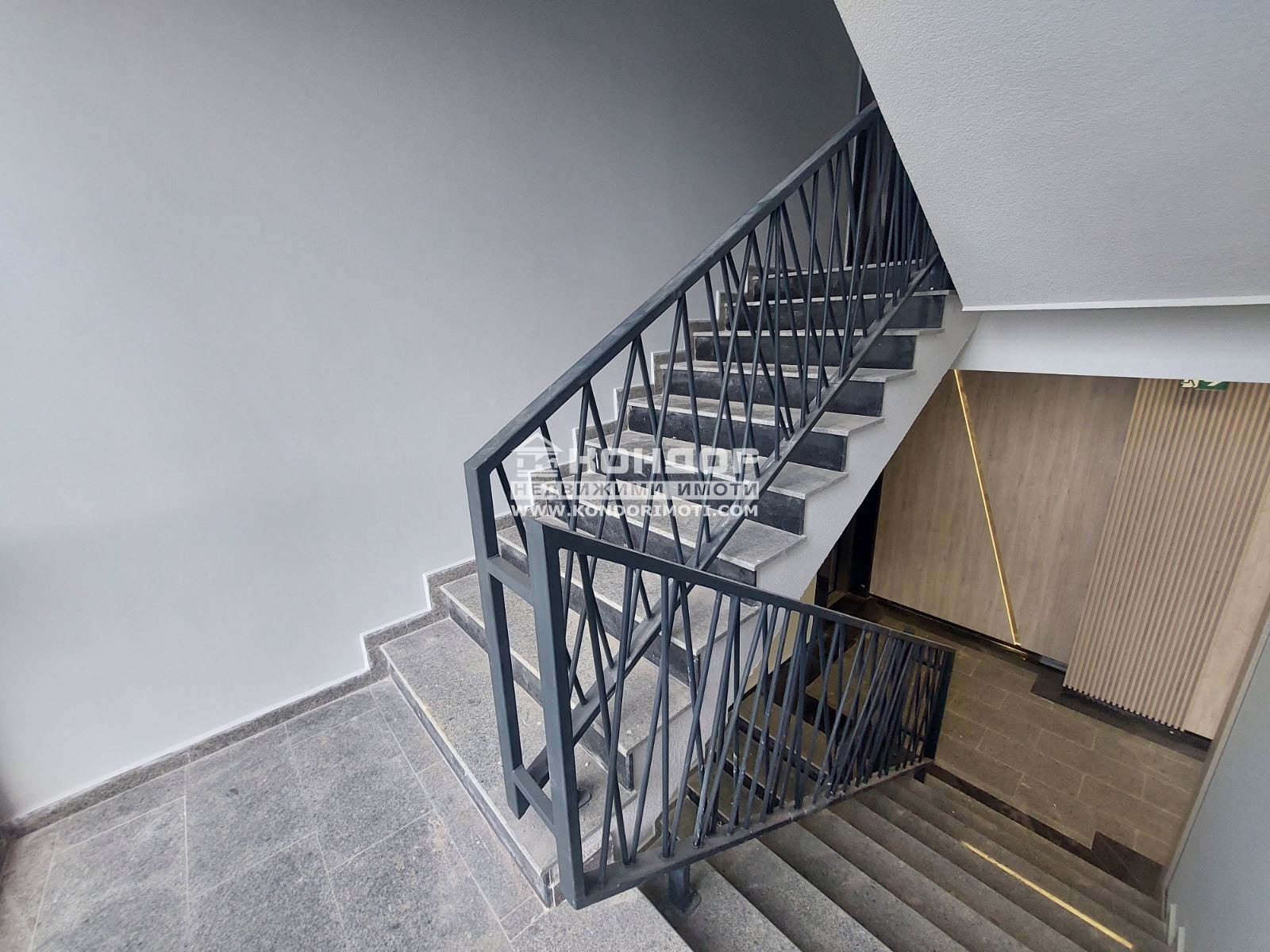 Продава 2-СТАЕН, гр. Пловдив, Остромила, снимка 2 - Апартаменти - 52934686
