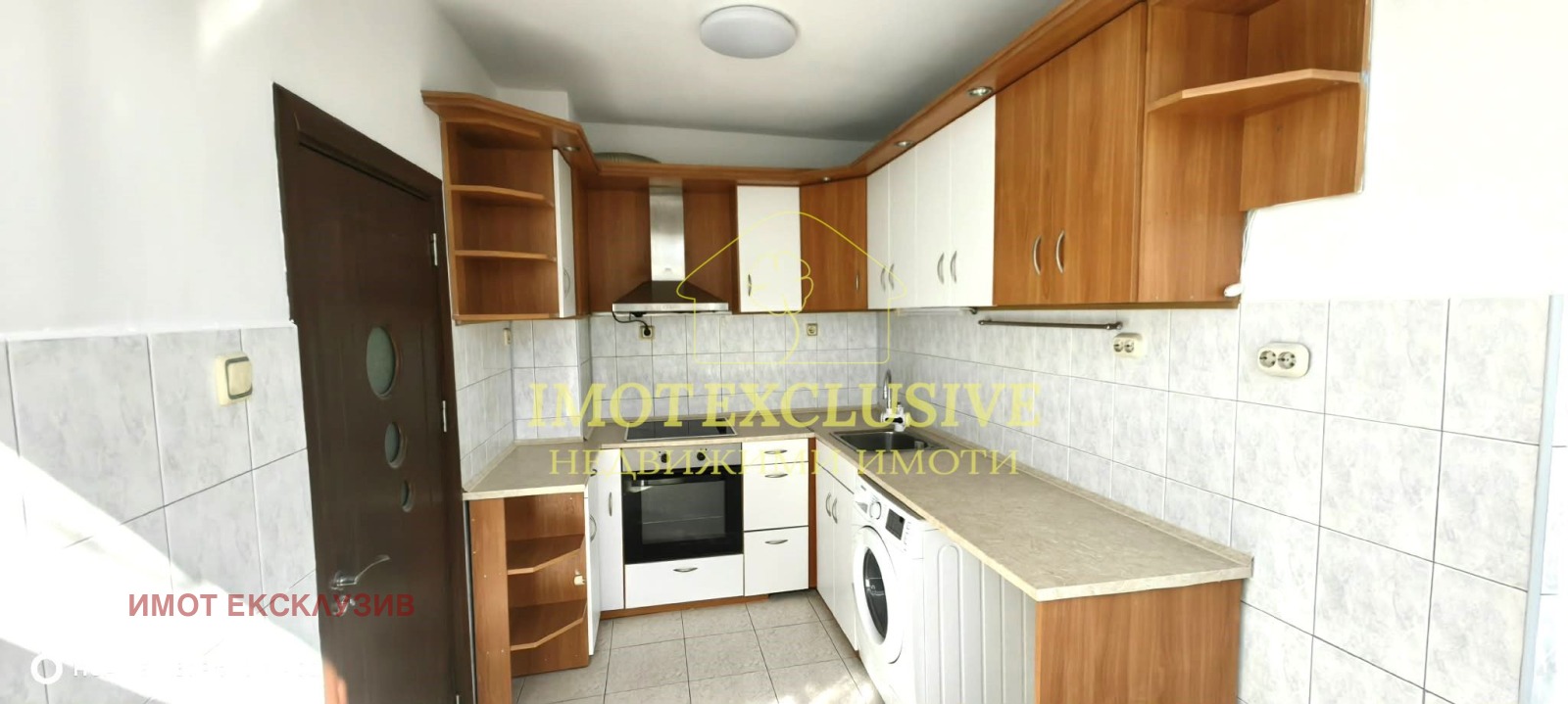 Продава МНОГОСТАЕН, гр. Пловдив, Кючук Париж, снимка 2 - Апартаменти - 54265593