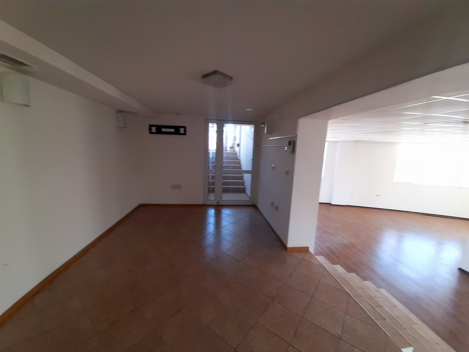 Продава ЗАВЕДЕНИЕ, гр. Бяла, област Варна, снимка 5 - Заведения - 53721369