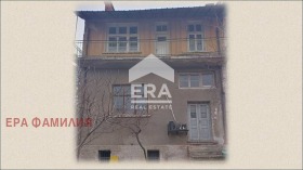 Casa Berkovitsa, regione Montana 2