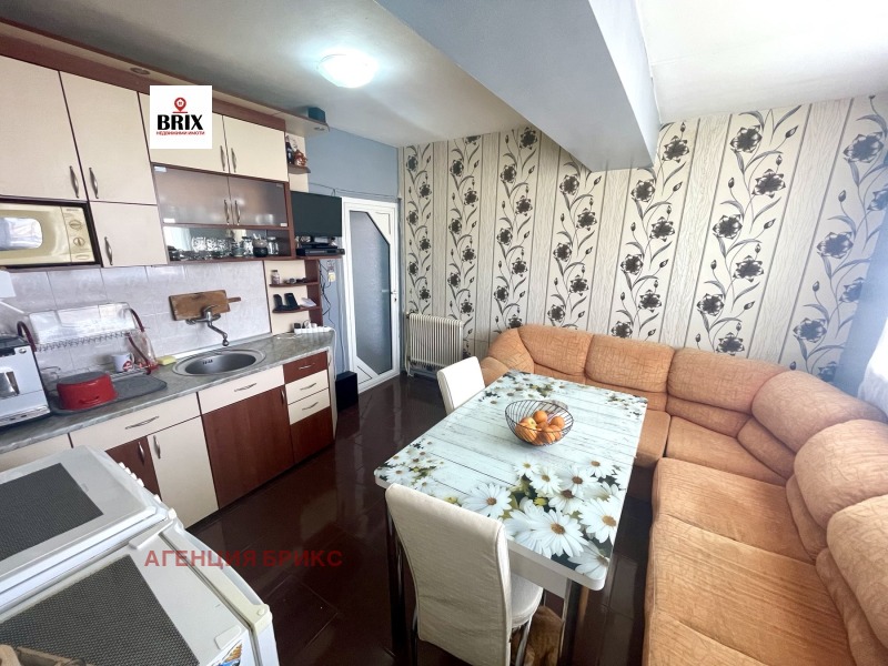 Продава  2-стаен, град Русе, Чародейка - Север • 64 900 EUR • ID 31743399 — holmes.bg - [1] 