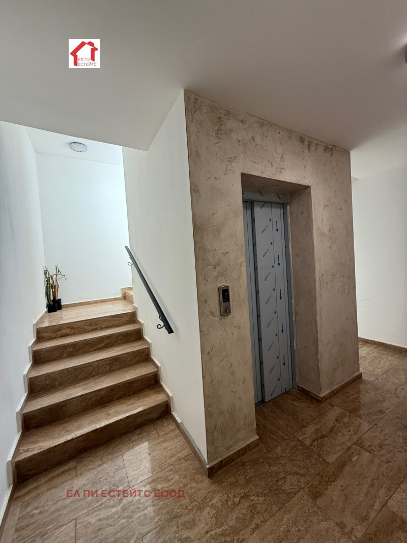 Продава 3-СТАЕН, гр. София, Изток, снимка 13 - Апартаменти - 53175697