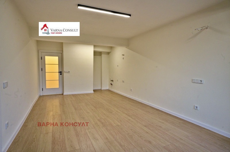 Продава  4-стаен град Варна , Лятно кино Тракия , 120 кв.м | 43723812 - изображение [3]