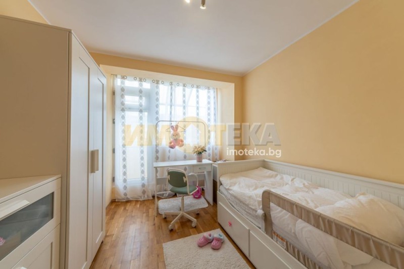 Na sprzedaż  3+ sypialni Warna , Briz , 109 mkw | 84012456 - obraz [9]